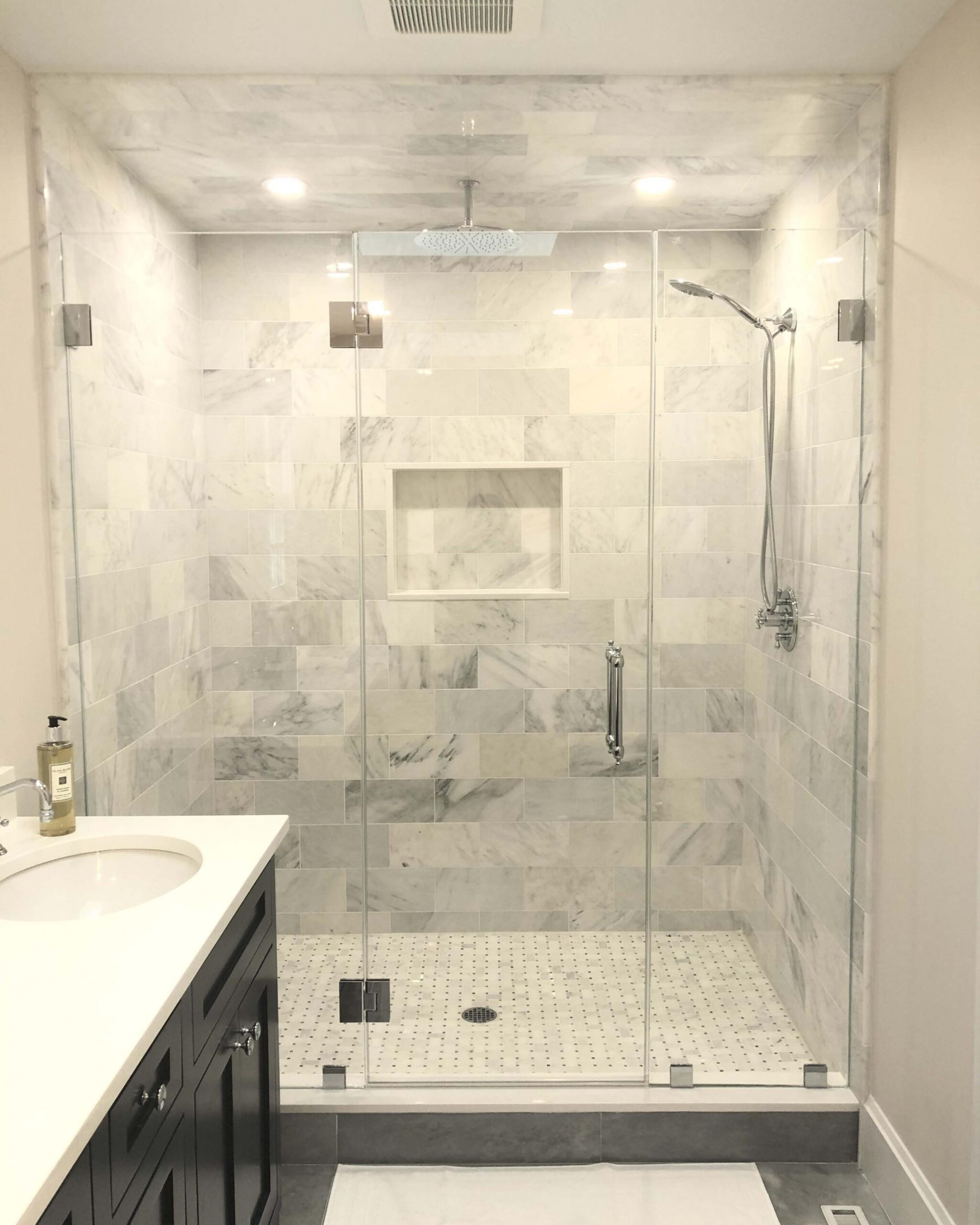 Porcelain shower tile discount