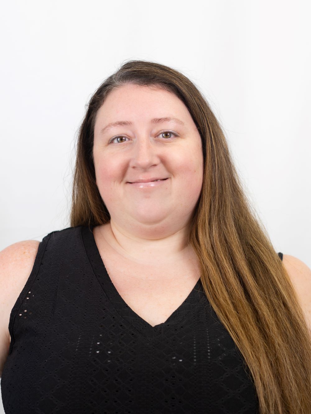 Saleswoman with a black shirt