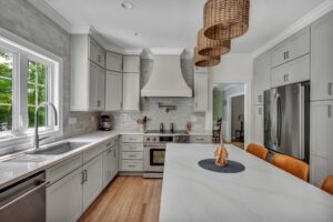 overview of irish creme kitchen with cherry cappuccino kitchen island